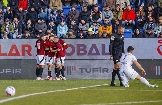 Sparta začala jaro jasnou výhrou, chyby Slovácka potrestal i odchovanec Sadílek