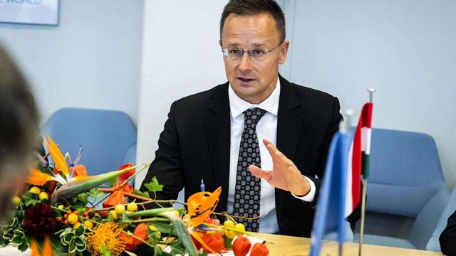 Szijjártó Péter szerint az ukrán elnök kezd beleőrülni a magyarellenességbe