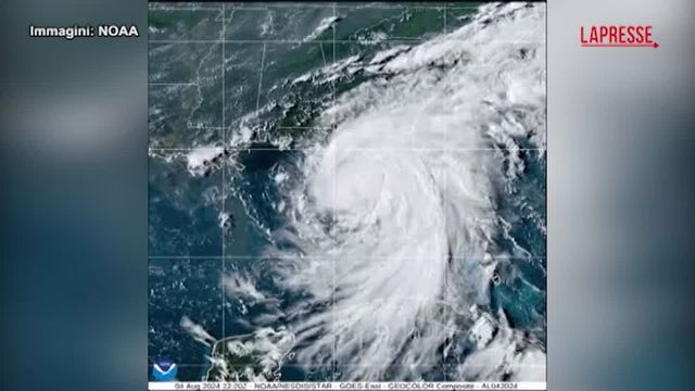 Uragano Debby porta la cocaina in spiaggia