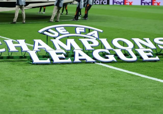 España gana una vida en la batalla por la quinta plaza de Champions