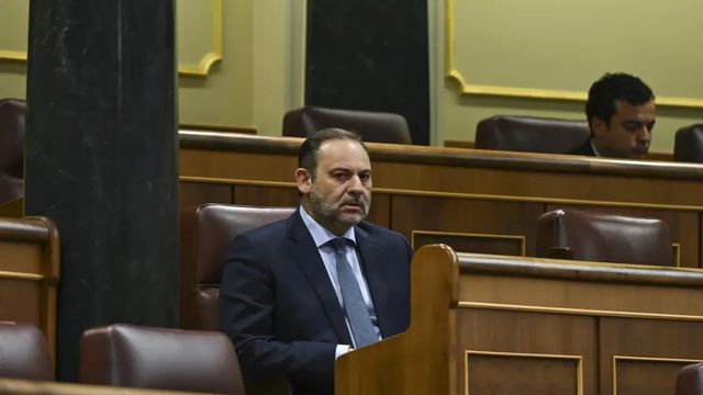 El juez pide investigar las cuentas de Ábalos y le cita a declarar el 18 de febrero