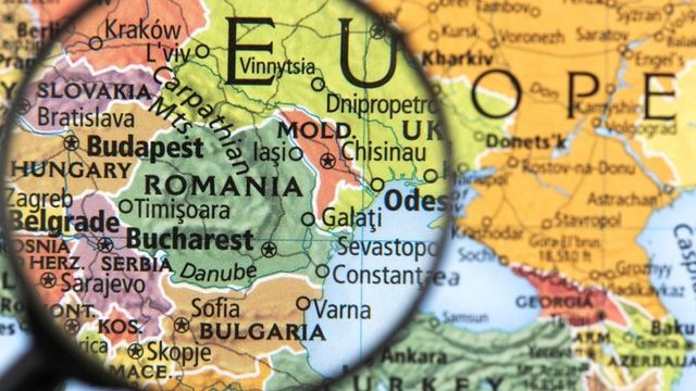 Румъния навлиза в политическа турбуленция