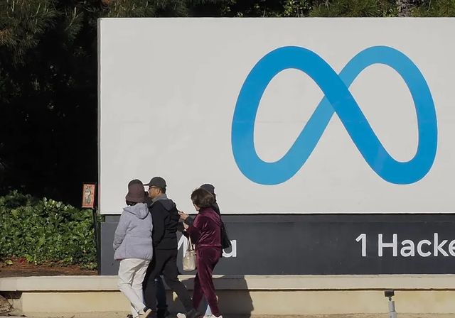 Bruselas investiga a Meta por vetar a ChatGPT y otros proveedores de IA de WhatsApp