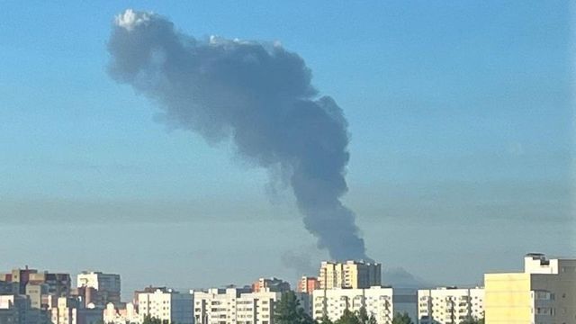 Cea mai mare rafinărie din centrul Rusiei, cuprinsă de flăcări după un nou atac cu drone ucrainene