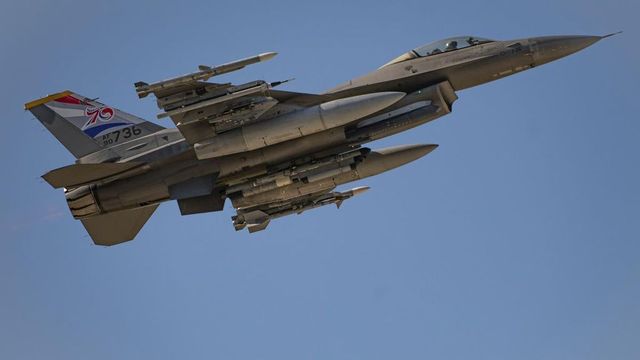 Avioanele olandeze F-16 pentru Ucraina vor ajunge în România în două săptămâni