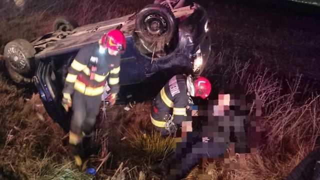 Trafic blocat pe Valea Oltului din cauza unui accident rutier