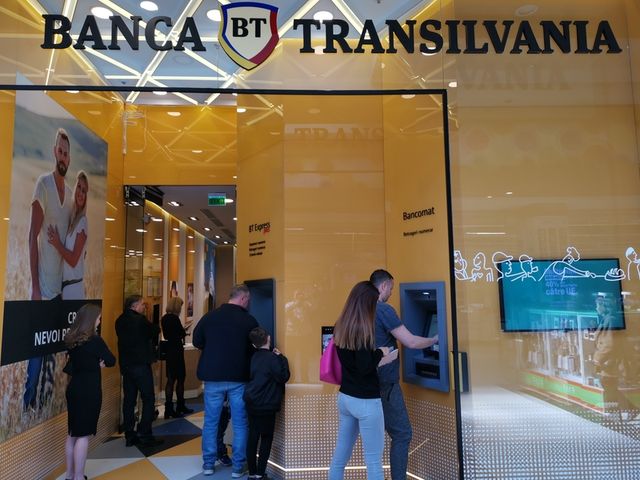 Banca Transilvania s-a împrumutat într-o singură zi, 15 aprilie, cu 1 miliard de euro