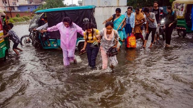 Heavy rain, lightning kills eight people in Jharkhand