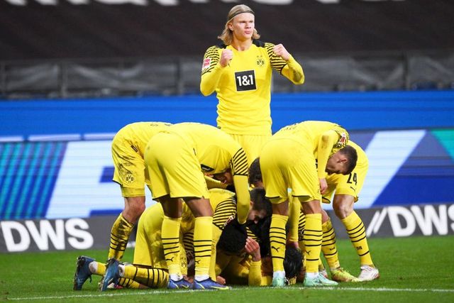 Borussia Dortmund, revenire spectaculoasă pe terenul lui Eintracht Frankfurt! Rezultatele din Bundesliga
