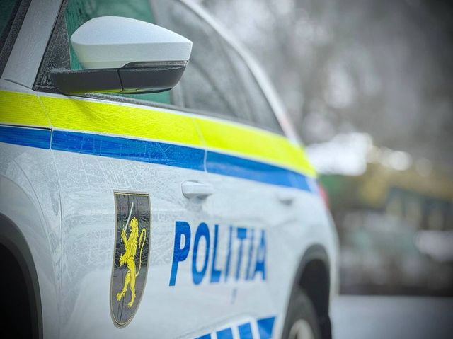 Descinderi la Inspectoratul de Poliție Botanica într-un dosar de corupție: printre cele ridicate, și obiecte interzise