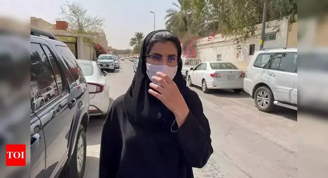 How a Saudi woman's iPhone revealed hacking around the world