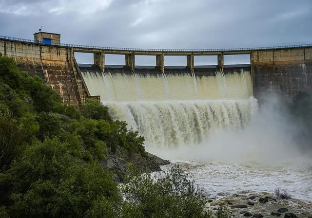 Las lluvias dejan de golpe 4.500 hm3 en los embalses, que ganan 8 puntos en una semana
