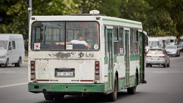 Orarul de circulația al mai multor rute de autobuz din capitală, modificat în perioada vacanței de Paște