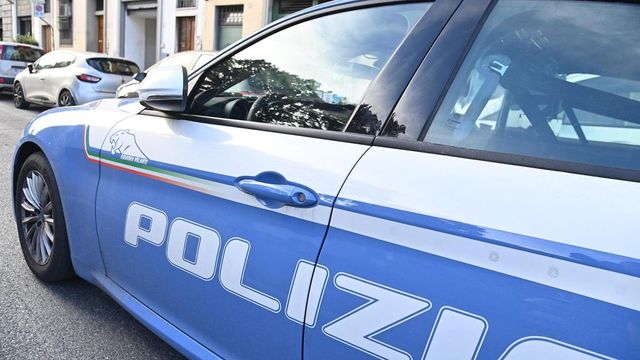 Muore travolto da auto, tra ipotesi investimento volontario