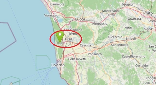 Terremoto in Toscana oggi, scossa di magnitudo 4.1: epicentro a Pisa, gente in strada