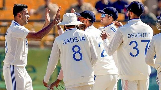 Test cricketers to get richer as BCCI announces historic incentive scheme