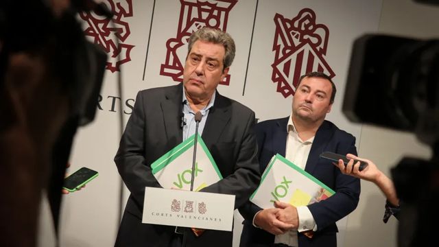 Vox insta a Les Corts Valencianes a instaurar la prioridad nacional en servicios públicos