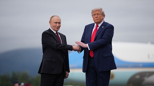 Тръмп и Путин са провели едночасов телефонен разговор