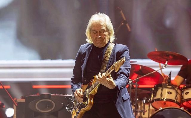 Renumitul chitarist Alexandru Cazacu s-a stins din viață