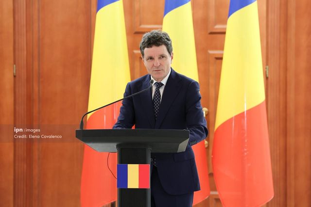 Nicușor Dan dă asigurări Chișinăului – România va continua să livreze energie electrică Republicii Moldova