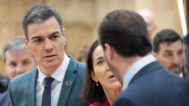 Sánchez reta a Puigdemont y Feijóo y aboga por aprobar otro real decreto ley ómnibus sin trocear