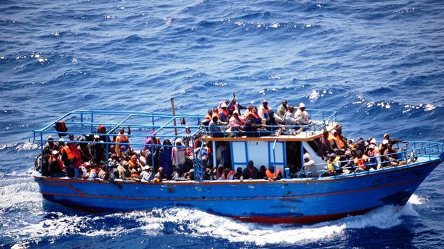 Repubblica, 'la Germania espellerà i migranti verso l'Italia'