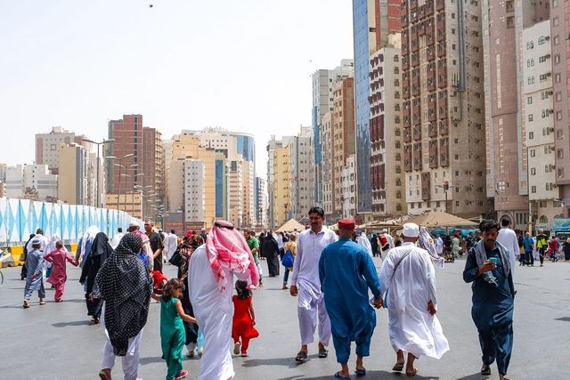 Saudi Arabia threatens three-year travel ban on ‘red list’ countries