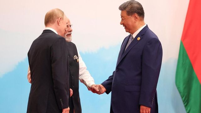 Polonia abbatte droni russi entrati nel suo spazio aereo