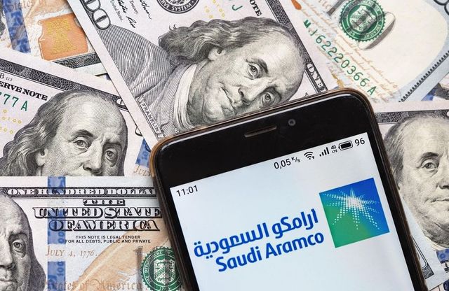 Gigantul petrolier Saudi Aramco depășește Apple și devine cea mai mare companie din lume în funcție de valoarea de piață