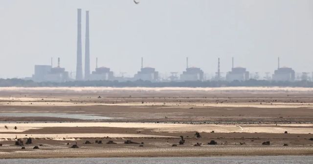 Mosca, drone ucraino colpisce unità della centrale di Zaporizhzhia, nessuna anomalia