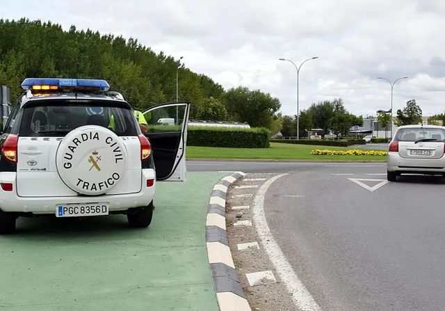 Investigan un atropello de dos alumnas en Logroño por su posible relación un caso de acoso escolar