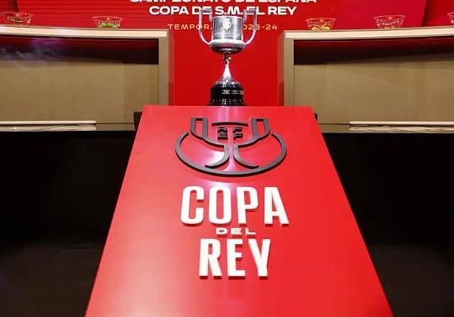 Antoniano y Torrent, favorecidos por la fortuna copera