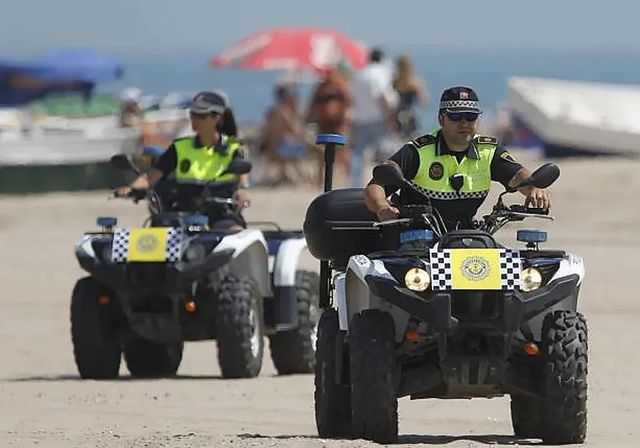 Detenido por manosear a varias mujeres y menores cuando se bañaban en una playa de Valencia