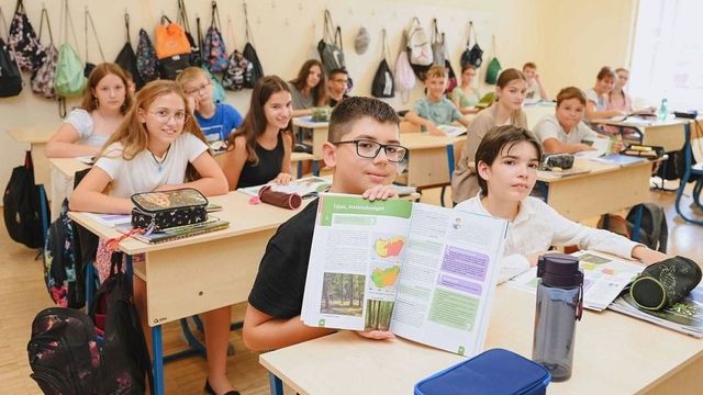 A köznevelés kérdéseiről várja pedagógusok és szülők véleményét a Belügyminisztérium