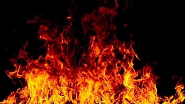 In fiamme una scuola in Kenya, morti almeno 17 bambini