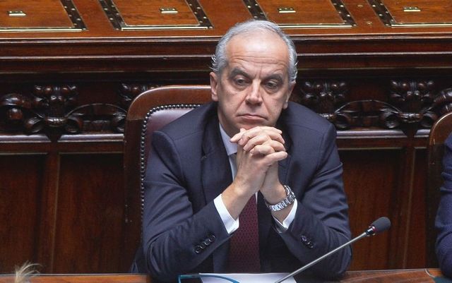 Schengen, attesa oggi decisione Italia su proroga controlli con Spagna