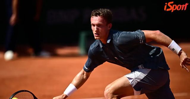 Roland Garros ONLINE: Začínají české jedničky, Lehečka prohrává se španělským veteránem