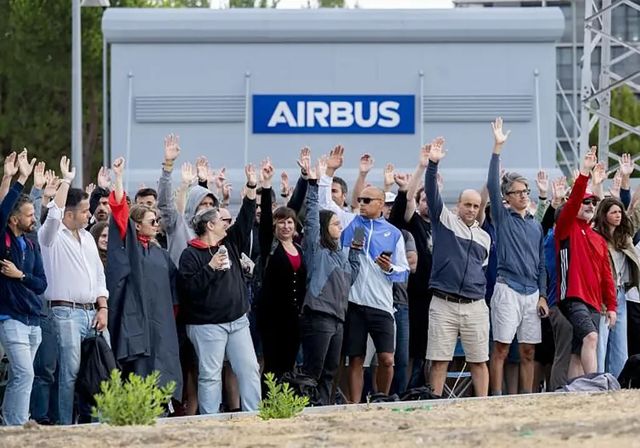 El Gobierno decide mediar y convoca de urgencia a Airbus y a los sindicatos