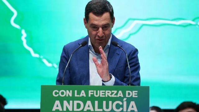 Rueda de prensa de Juanma Moreno en Sevilla