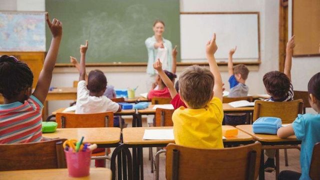 MEC pregătește tranziția de la direcțiile de învățământ la Agențiile Teritoriale pentru Educație