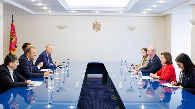 Maia Sandu s-a întâlnit cu șeful Misiunii de parteneriat a Uniunii Europene în Republica Moldova, Cosmin Dinescu