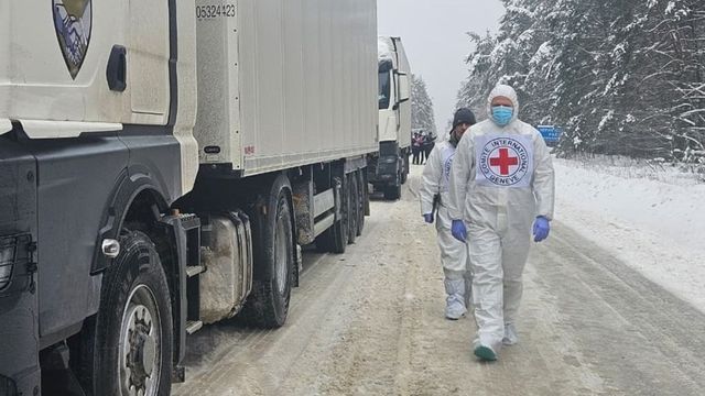 Русия върна на Украйна 1000 тела, за които твърди, че са на загинали украински войници, съобщи Киев