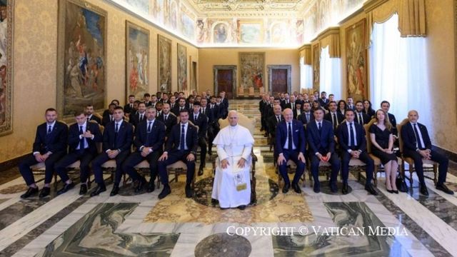 Cristi Chivu, felicitat de Papa Leon al XIV-lea pentru titlul câștigat cu Inter