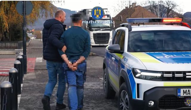 Secret Santa cu dosar penal: MAI a găsit arme letale și droguri în colete de Crăciun