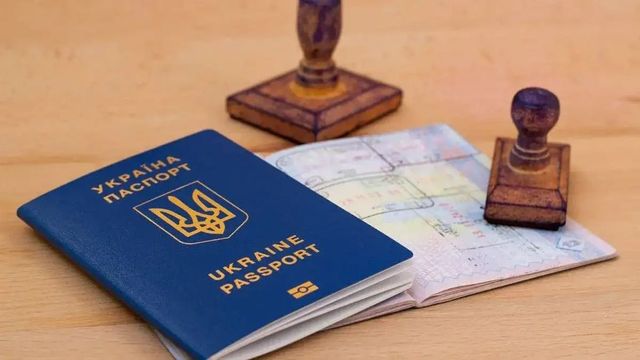 Ucraina adaugă Republica Moldova pe lista pentru dublă cetățenie