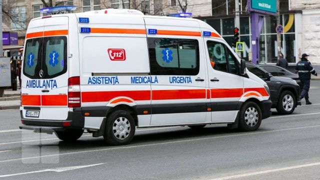 В Бельцах 4-летний ребёнок выпал из окна седьмого этажа