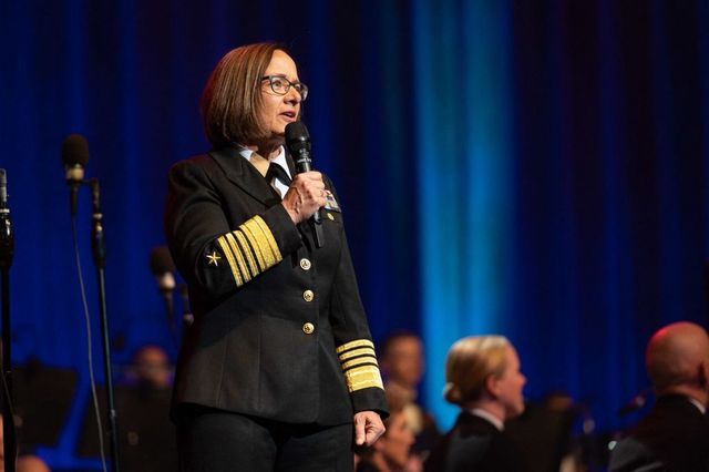 Joe Biden a ales o femeie amiral la conducerea US Navy