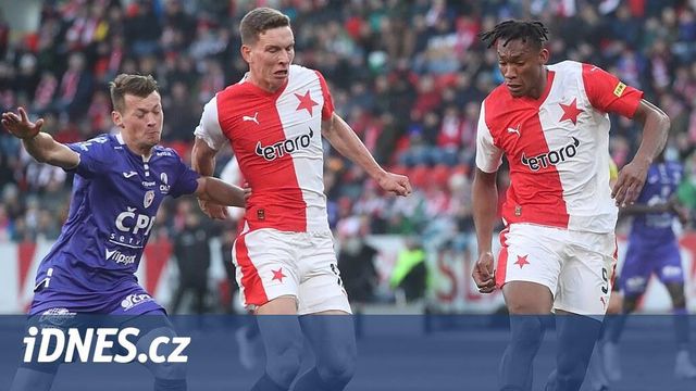 ONLINE: Slavia - Pardubice, hrají Chorý, Douděra i Prebsl. Chybí zraněný Holeš