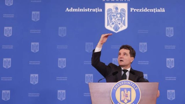 Nicușor Dan: Riscul de junk vine din criza politică, nu din situația financiară a României