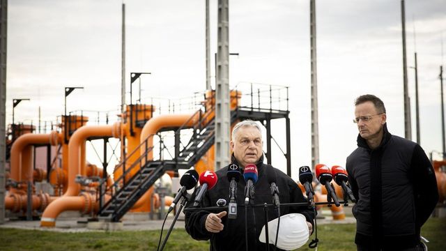 Orbán Viktor Budapesten zárja a választási kampányt